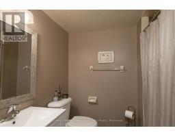 22 ST ANDREW STREET N - 13