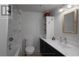 22 ST ANDREW STREET N - 14