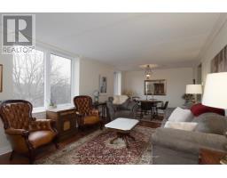 22 ST ANDREW STREET N - 9