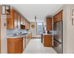 140 RATTENBURY STREET W - 18