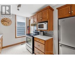 140 RATTENBURY STREET W - 19