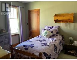 148 WELLINGTON STREET - 21