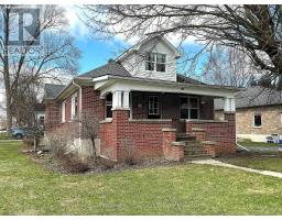 148 WELLINGTON STREET - 6