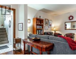 141 PERTH STREET - 11