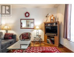 141 PERTH STREET - 12