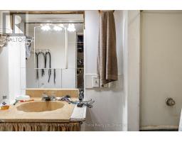 141 PERTH STREET - 35