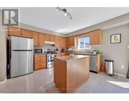 670 REID CRESCENT - 13