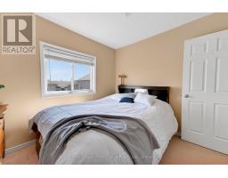 670 REID CRESCENT - 28