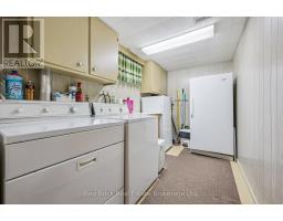 53 SHADELAND CRESCENT - 18