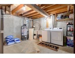 50 ALBERT STREET - 33