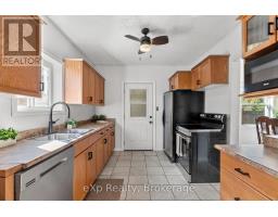 63 GUELPH STREET - 3
