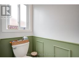 430 BRUNSWICK STREET N - 11