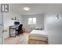 430 BRUNSWICK STREET N - 20