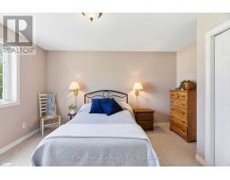 13 DUCHARME CRESCENT - 16