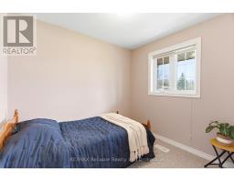 13 DUCHARME CRESCENT - 18