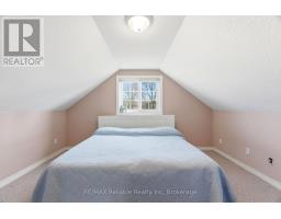 13 DUCHARME CRESCENT - 22