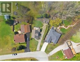 13 DUCHARME CRESCENT - 4