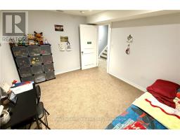 9 - 1 CHAMBERLAIN AVENUE - 12