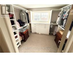 9 - 1 CHAMBERLAIN AVENUE - 19