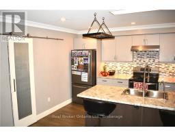 9 - 1 CHAMBERLAIN AVENUE - 3