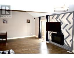 9 - 1 CHAMBERLAIN AVENUE - 8