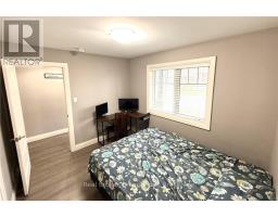 9 - 1 CHAMBERLAIN AVENUE - 9