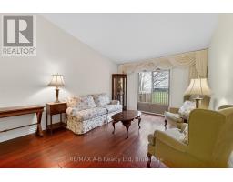 23 - 24 GRIFFITHS DRIVE - 8