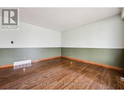 124 MONTCALM DRIVE - 10