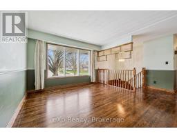 124 MONTCALM DRIVE - 8