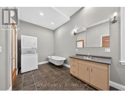 12 FLEET STREET - 17