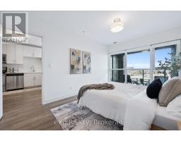 1006 - 1 VICTORIA STREET S - 13