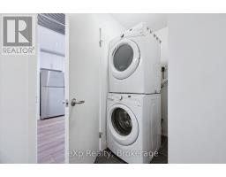 1006 - 1 VICTORIA STREET S - 16