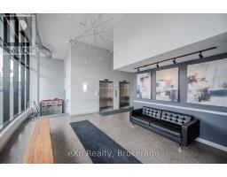 1006 - 1 VICTORIA STREET S - 21