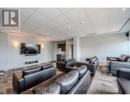 1006 - 1 VICTORIA STREET S - 28