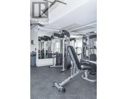 1006 - 1 VICTORIA STREET S - 34