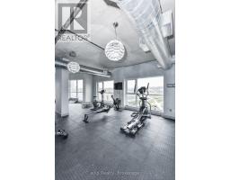 1006 - 1 VICTORIA STREET S - 35