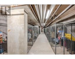 1006 - 1 VICTORIA STREET S - 40