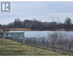 122 KEATS DRIVE - 10