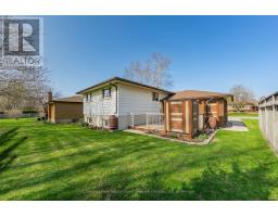 157 ORIOLE PARKWAY W - 44