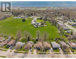 157 ORIOLE PARKWAY W - 48