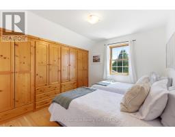 10 HIDDEN VALLEY LANE - 36