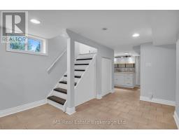 96 SIEBERT AVENUE - 24