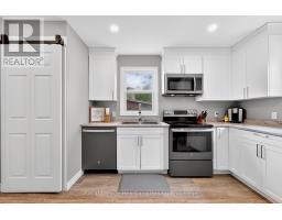 160 RICHMOND STREET - 3