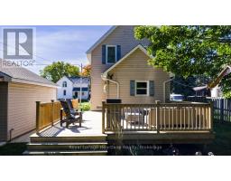 160 RICHMOND STREET - 36