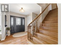 890 PERKIN CRESCENT - 4
