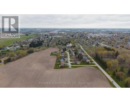 890 PERKIN CRESCENT - 48