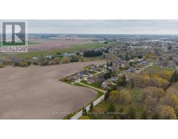 890 PERKIN CRESCENT - 49