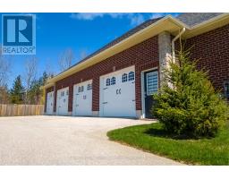 17 FAWN CREEK LANE - 47