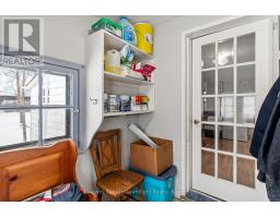 88 RICHMOND STREET N - 22