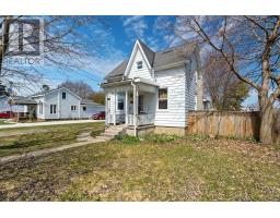 88 RICHMOND STREET N - 3